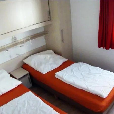 Mobilheime Kahl - Haus Frankfurt Appartement *